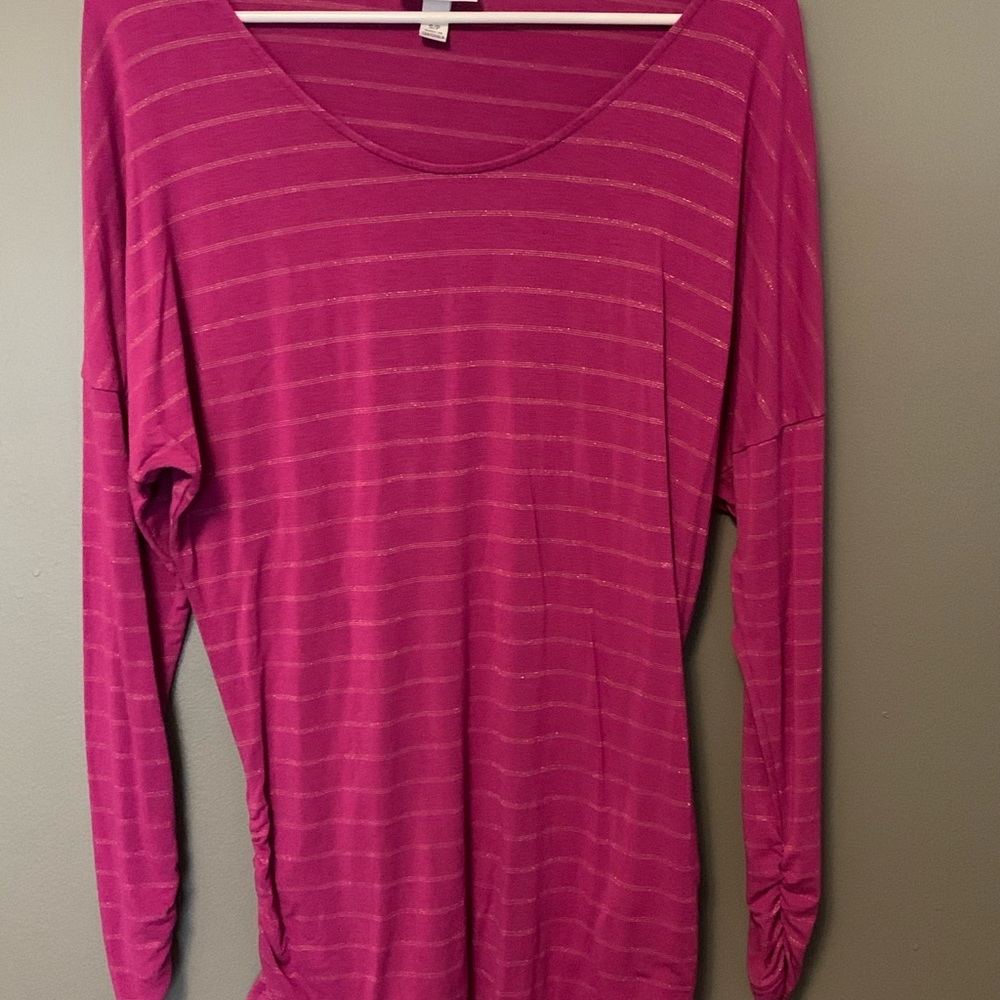 Liz Lange Maternity top. Medium. Hot pink